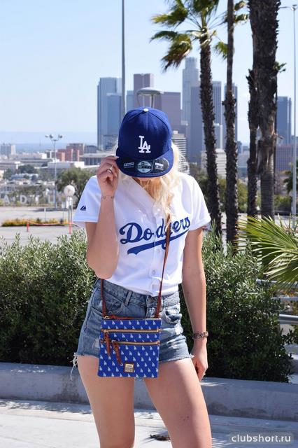 50771_dooney-and-bourke-baseball-collection.jpg